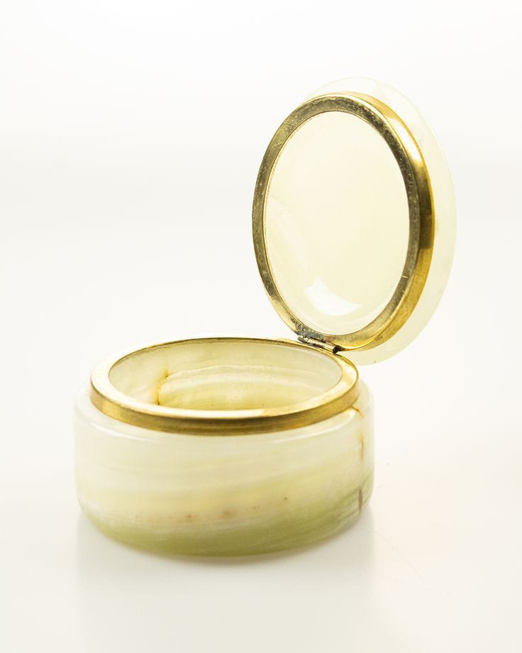 67114db8-9a1f-441b-848a-b908590c2ba3